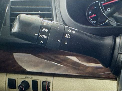 Used 2014 Subaru Legacy 2.5i Limited w/ Moonroof Package image 12