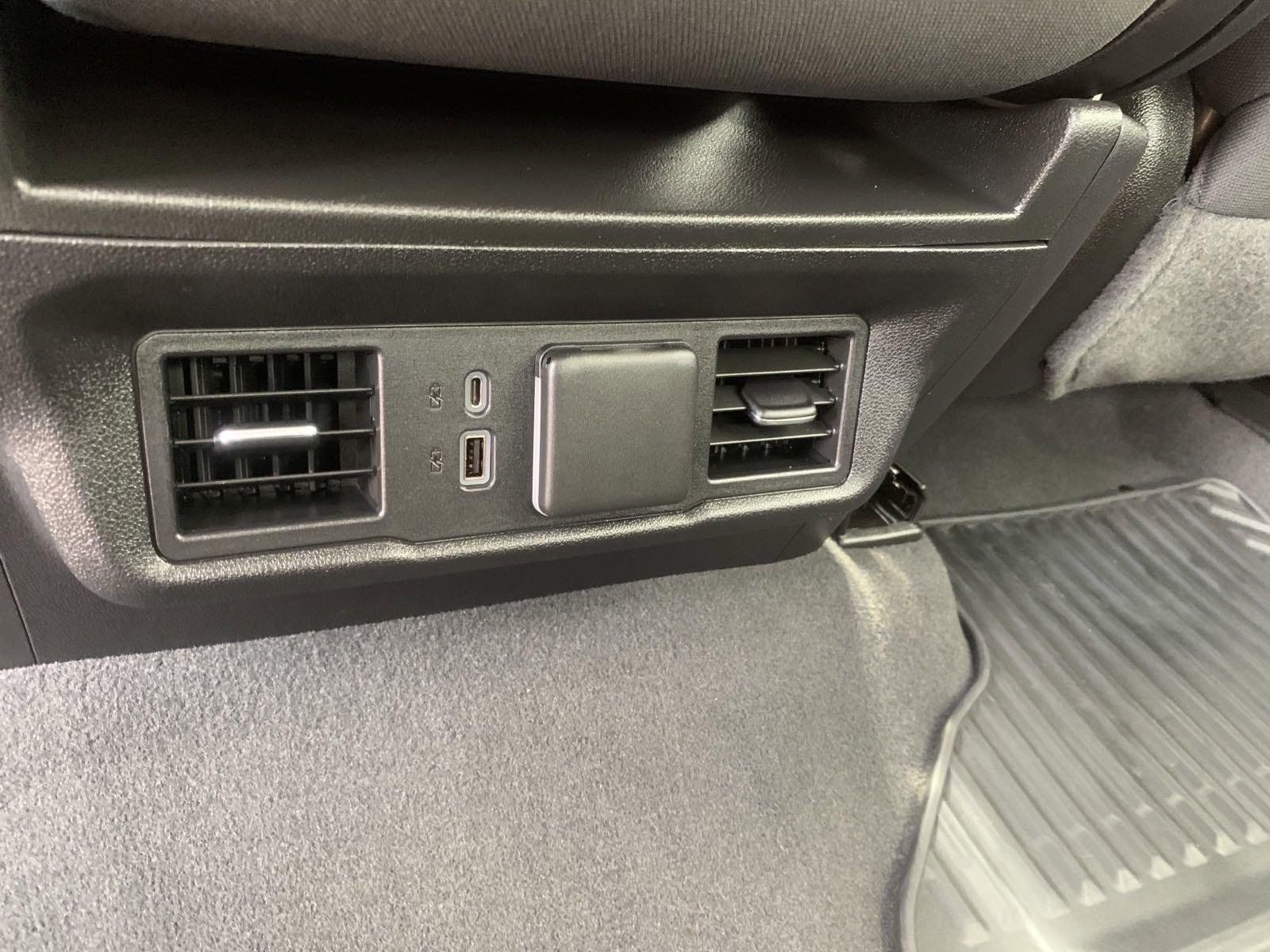 Used 2023 GMC Sierra 1500 Elevation AWD/4WD image 19