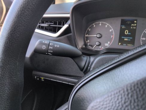 Used 2025 Toyota Corolla LE image 15