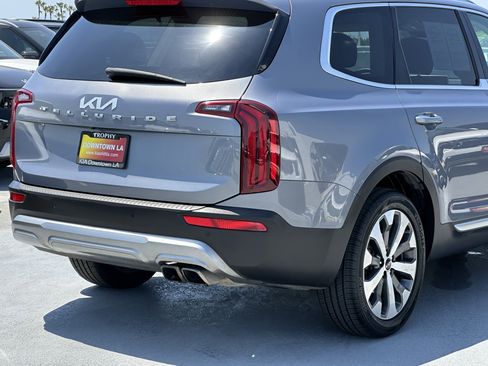 Certified 2022 Kia Telluride S FWD image 8