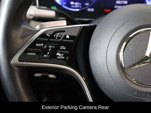 Used 2022 Mercedes-Benz EQS 450+ Sedan image 36