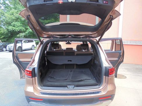 Used 2022 Mercedes-Benz GLB 250 4MATIC image 27