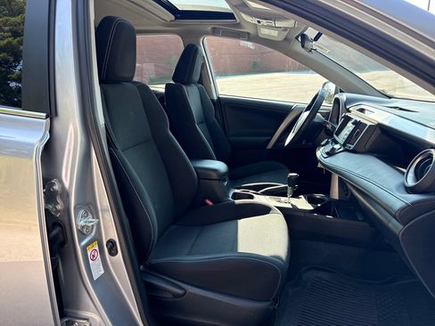 Used 2017 Toyota RAV4 XLE w/ All Weather Liner Package AWD/4WD image 26