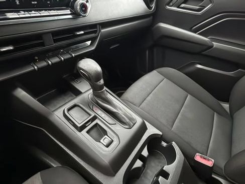 Used 2023 Chevrolet Colorado W/T RWD image 15