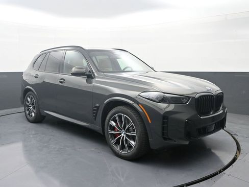 New 2026 BMW X5 xDrive50e w/ M Sport Package image 3