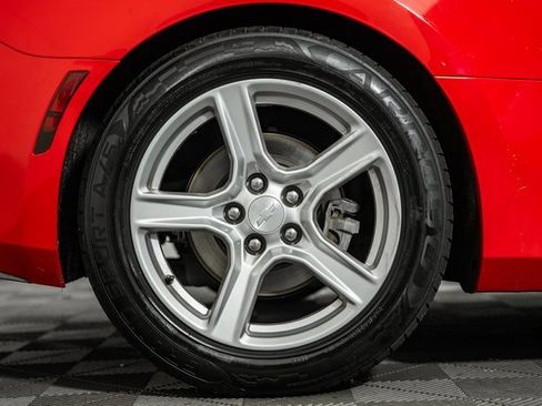 Used 2018 Chevrolet Camaro LT image 16