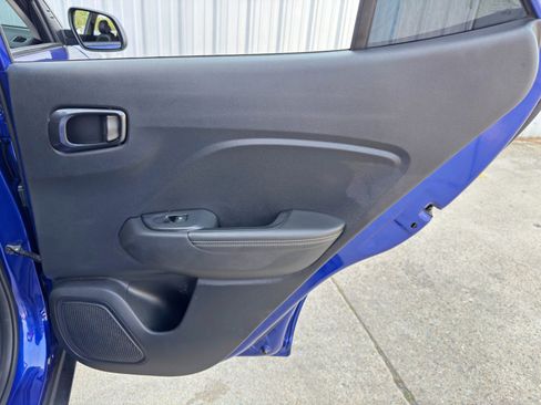 Used 2022 Hyundai Venue Limited w/ Cargo Package image 40