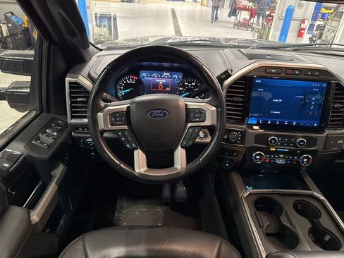 Used 2022 Ford F250 Platinum w/ Tremor Off-Road Package AWD/4WD image 19