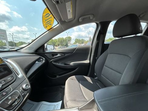 Used 2016 Chevrolet Malibu LT FWD image 46