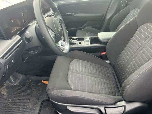 Used 2025 Kia K5 LXS image 27