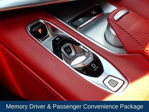Used 2023 Chevrolet Corvette Stingray Premium Conv w/ Z51 Performance Package RWD image 3