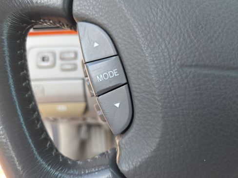 Used 2005 Lexus LS 430 RWD image 30