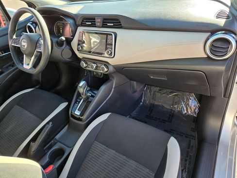 Used 2020 Nissan Versa SV FWD image 20