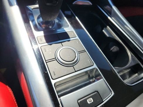 Used 2022 Land Rover Range Rover Sport HST image 33