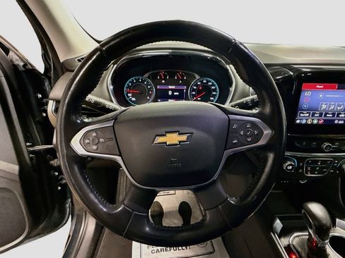 Used 2021 Chevrolet Traverse LT AWD/4WD image 11