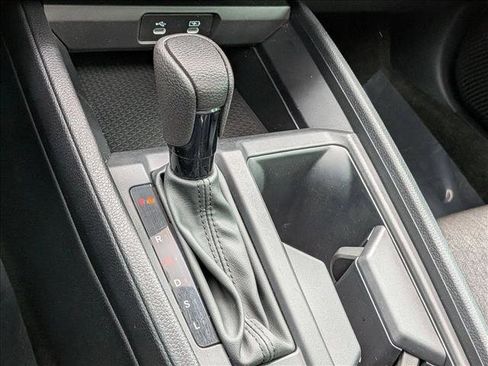 Certified 2024 Honda Accord EX image 11