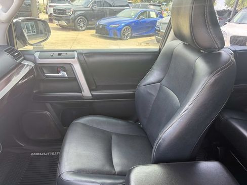 Used 2017 Toyota 4Runner Limited AWD/4WD image 16