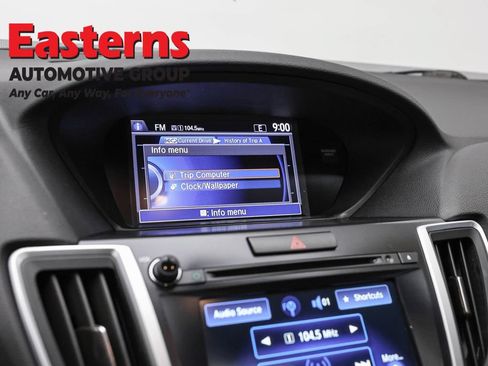 Used 2017 Acura TLX FWD image 18