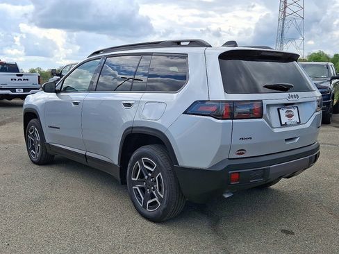 New 2026 Jeep Cherokee Limited image 3