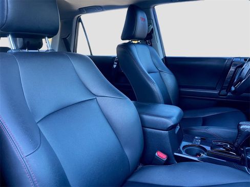 Used 2020 Toyota 4Runner TRD Off-Road Premium image 29