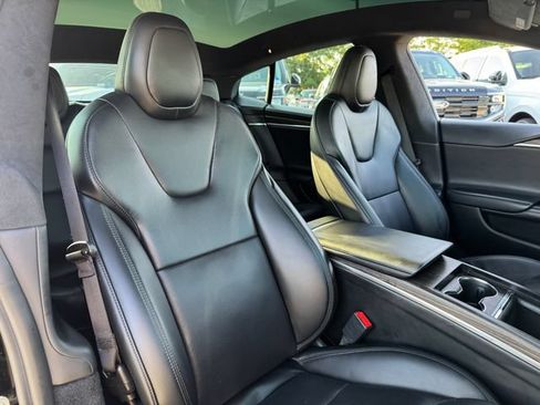 Used 2022 Tesla Model S AWD/4WD image 19