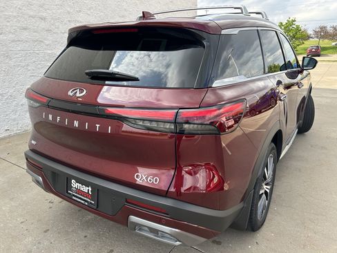 Used 2025 INFINITI QX60 Sensory w/ Vision Package AWD/4WD image 5