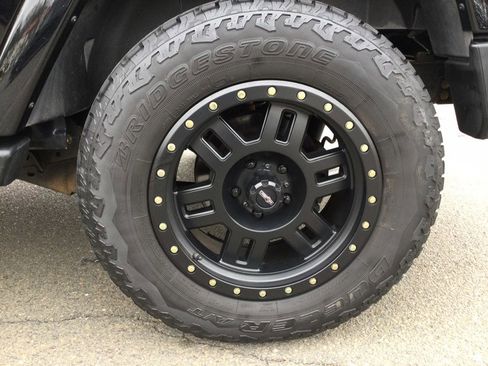 Used 2012 Jeep Wrangler Sahara w/ Connectivity Group image 38