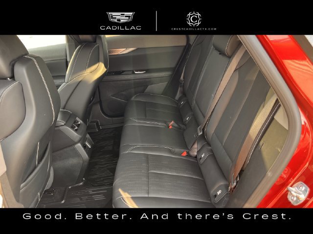Certified 2025 Cadillac Optiq Sport 2 w/ LPO, Floor Liner Package AWD/4WD image 28