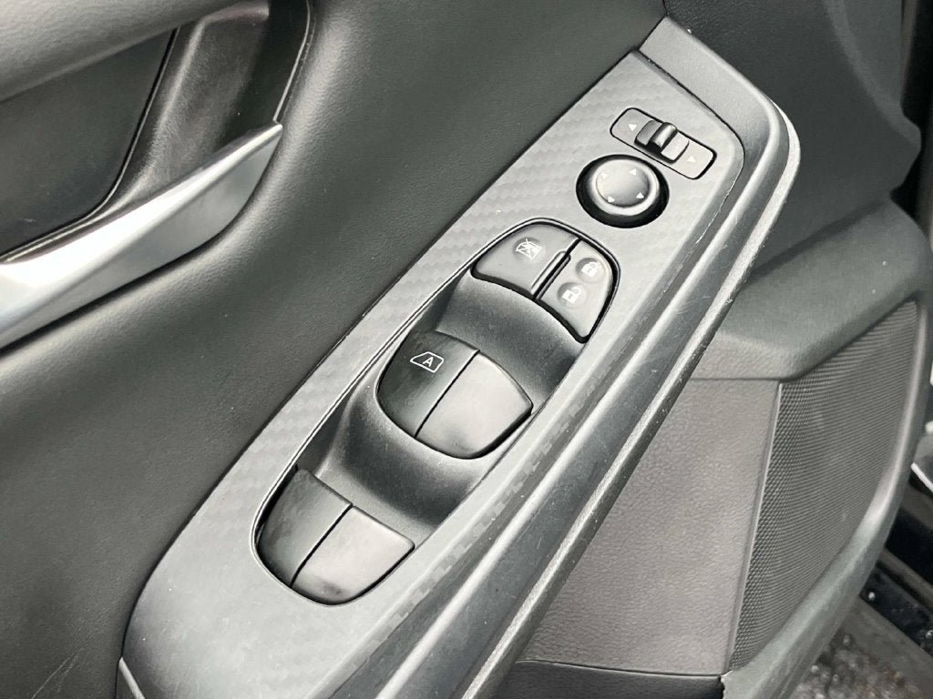 Used 2024 Nissan Sentra SV FWD image 25