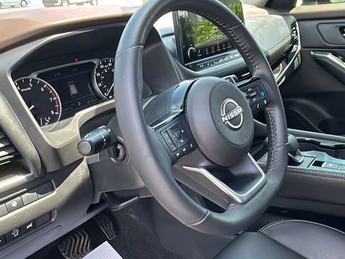 Used 2023 Nissan Rogue SL w/ SL Premium Package AWD/4WD image 13