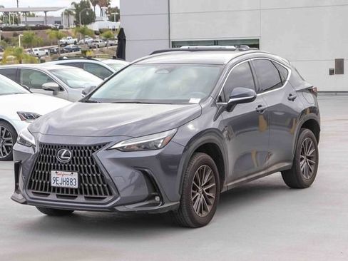 Used 2023 Lexus NX 250 FWD image 3