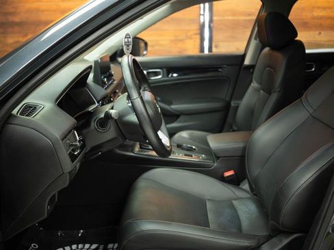 Used 2024 Honda Civic EX-L image 8
