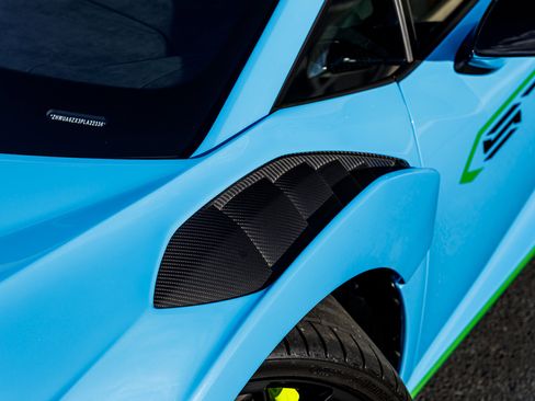 Used 2023 Lamborghini Huracan STO image 4