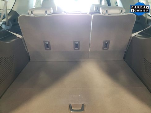 Used 2024 GMC Yukon XL Denali image 22