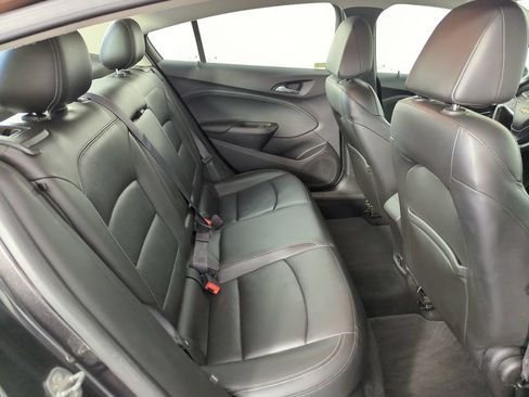 Used 2017 Chevrolet Cruze Premier FWD image 30