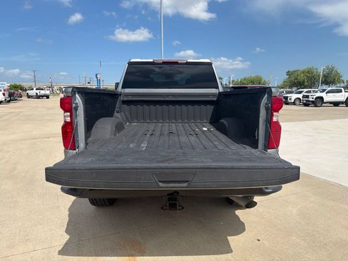 Used 2024 Chevrolet Silverado 2500 Custom w/ Custom Convenience Package AWD/4WD image 17