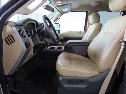 Used 2015 Ford F350 Lariat w/ Chrome Package image 17