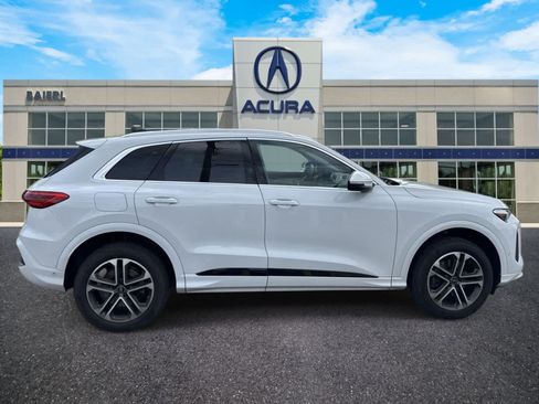 Used 2025 Audi Q5 Premium Plus AWD/4WD image 6