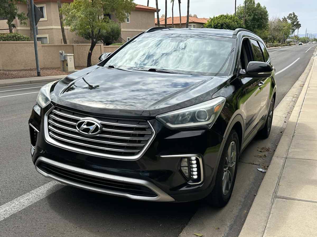 Used 2019 Hyundai Santa Fe XL SE w/ SE Premium Package 02 FWD image 4