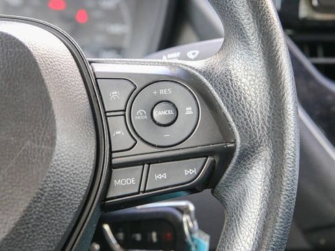 Used 2024 Toyota Corolla LE FWD image 34