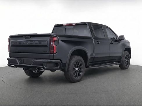Used 2024 Chevrolet Silverado 1500 RST w/ Convenience Package II AWD/4WD image 4
