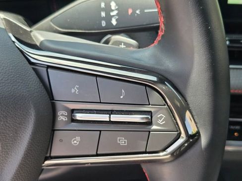 Used 2025 Chevrolet Equinox RS w/ Safety and Technology Package FWD image 26
