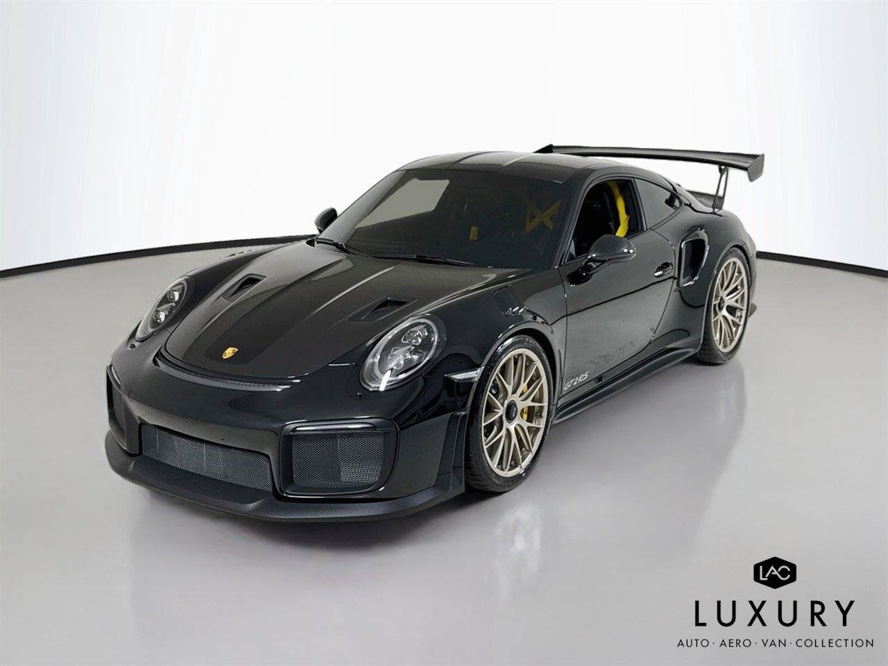 Used 2018 Porsche 911 GT2 RS RWD image 4
