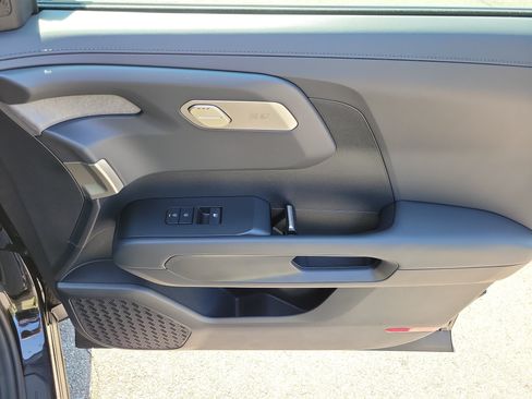 Used 2027 Kia Telluride S FWD image 10