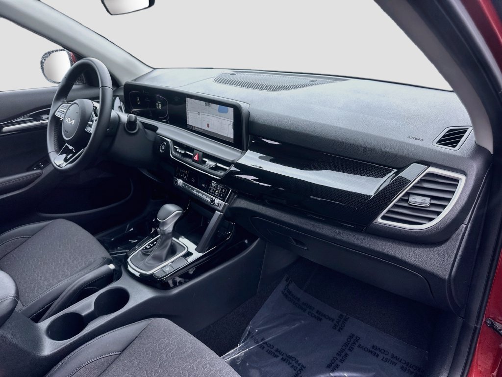 Certified 2025 Kia Seltos S FWD image 28