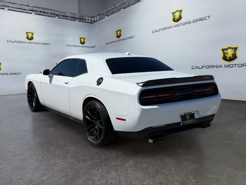 Used 2021 Dodge Challenger R/T Scat Pack RWD image 3