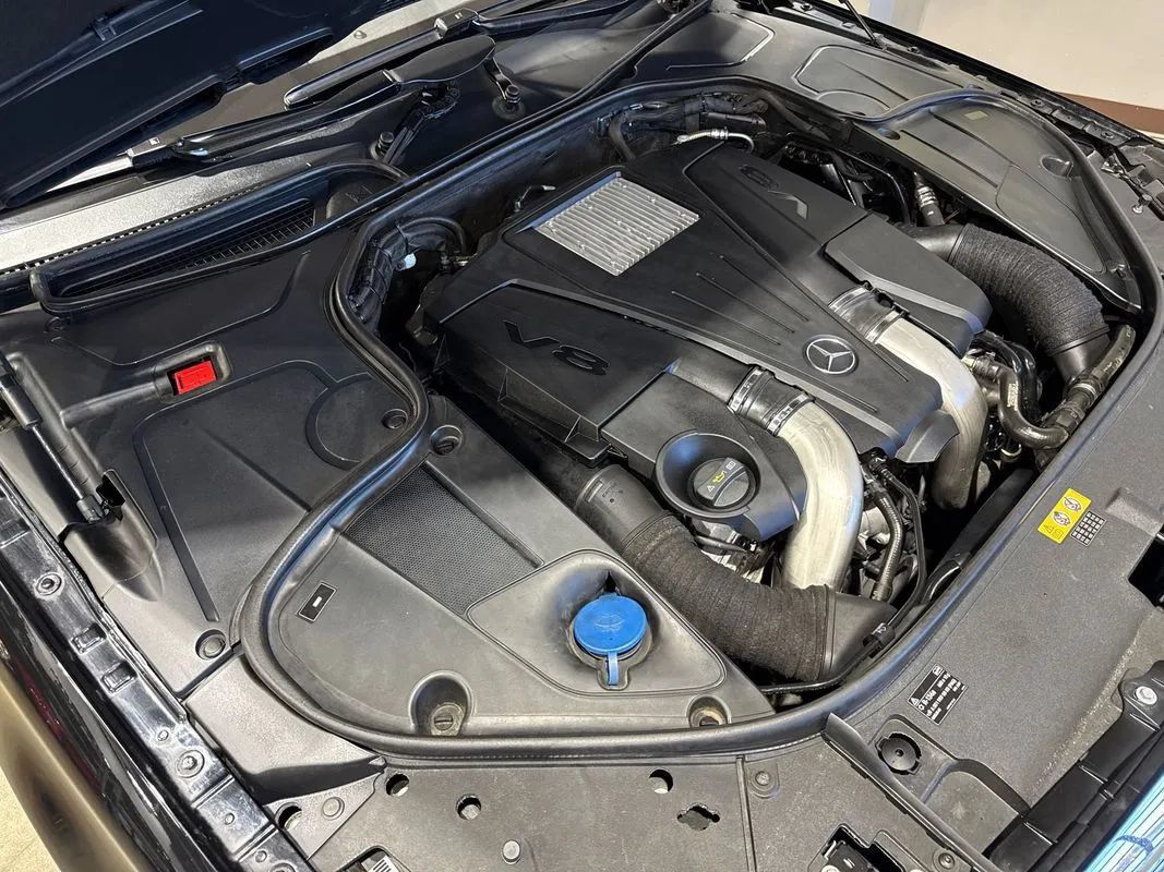 Used 2015 Mercedes-Benz S 550 4MATIC Sedan image 50