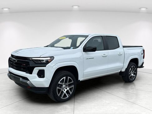 Used 2023 Chevrolet Colorado Z71 w/ Z71 Convenience Package 2 AWD/4WD image 8