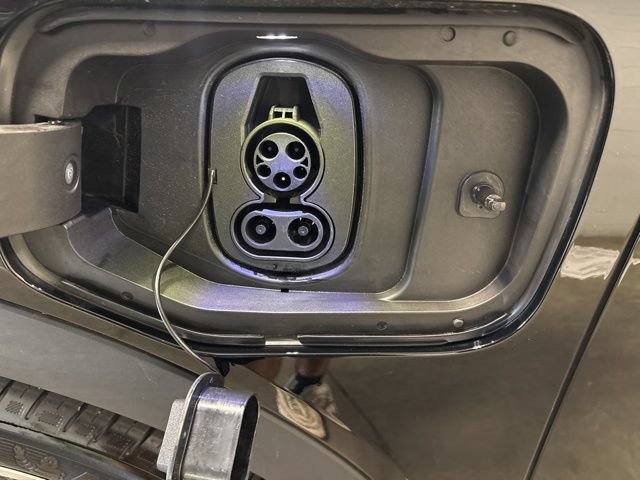Used 2026 Chevrolet Equinox EV LT FWD image 33