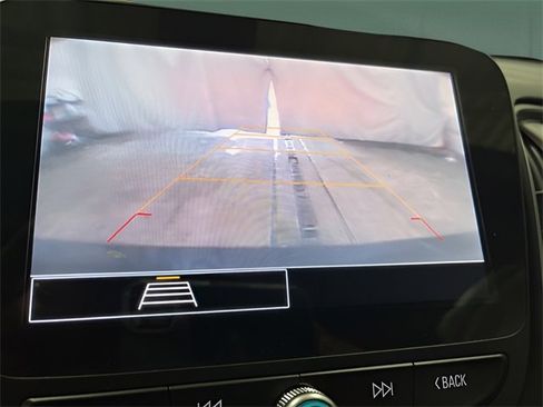 Used 2022 Chevrolet Malibu LT image 21